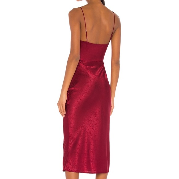 Kat Midi Dress Song of Style in Cranberry Red - Picture 3 of 7